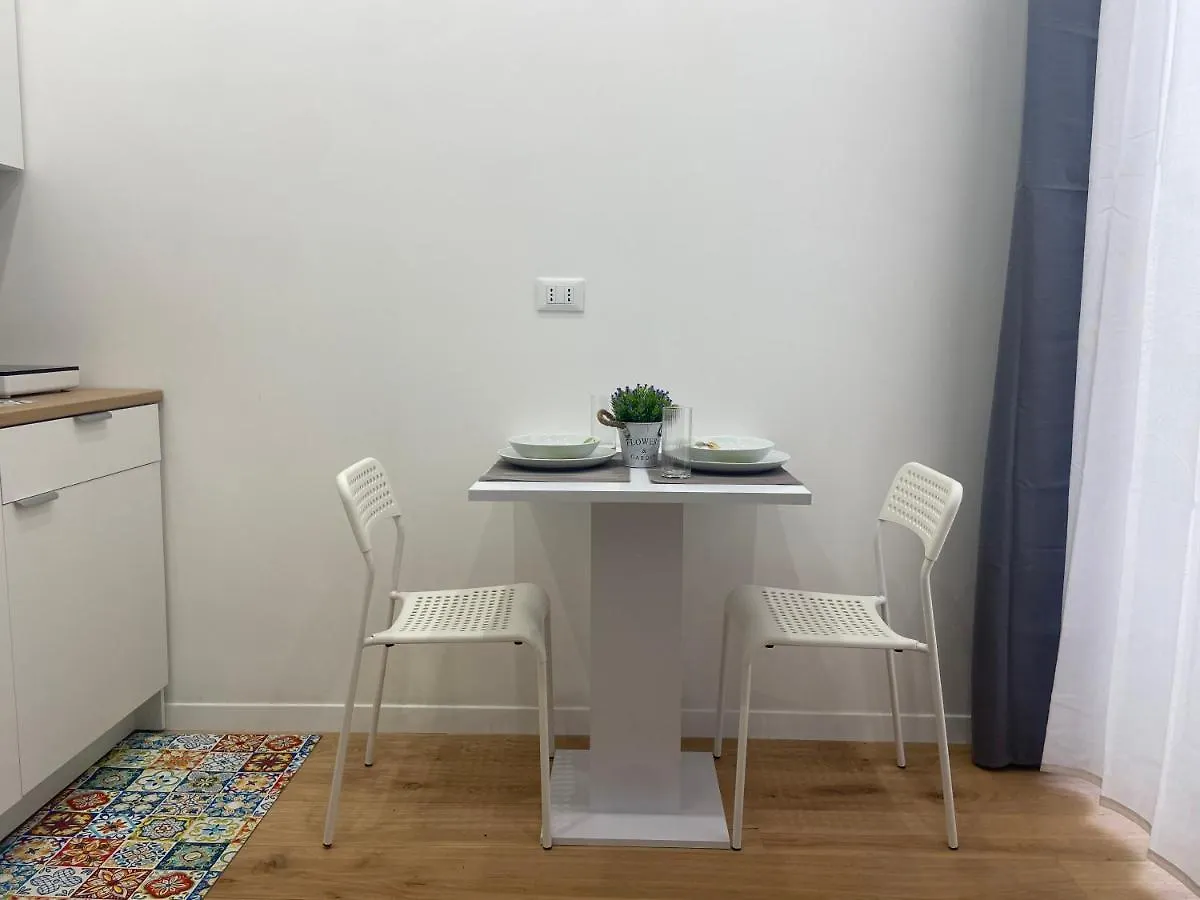 La Piccola Formica Home Palermo
